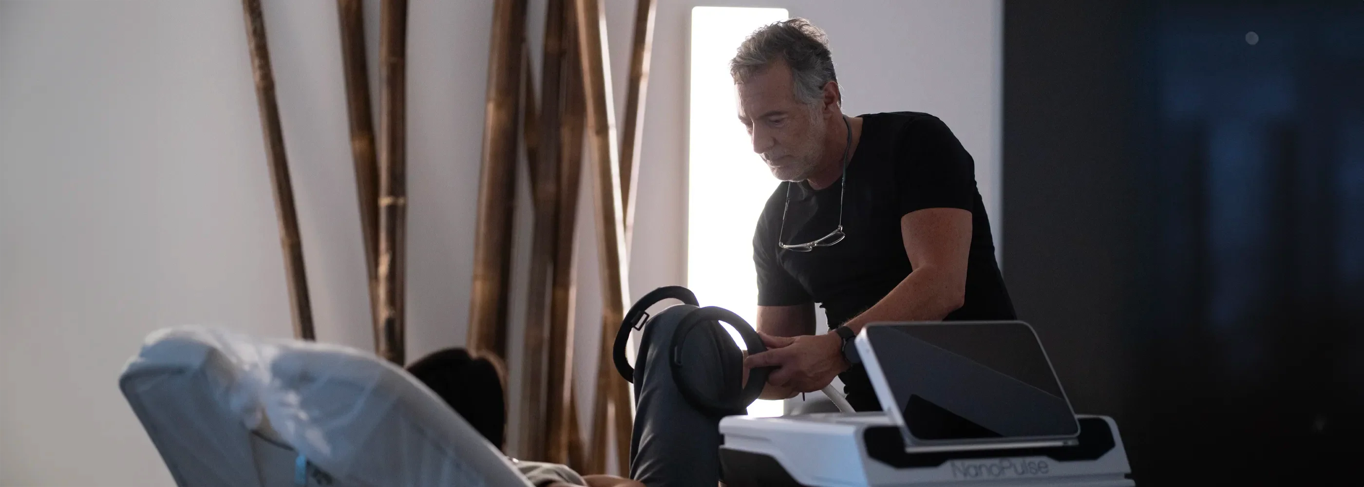 Nuno Nina working with TimeWaver at CellPowerX Wellness Center